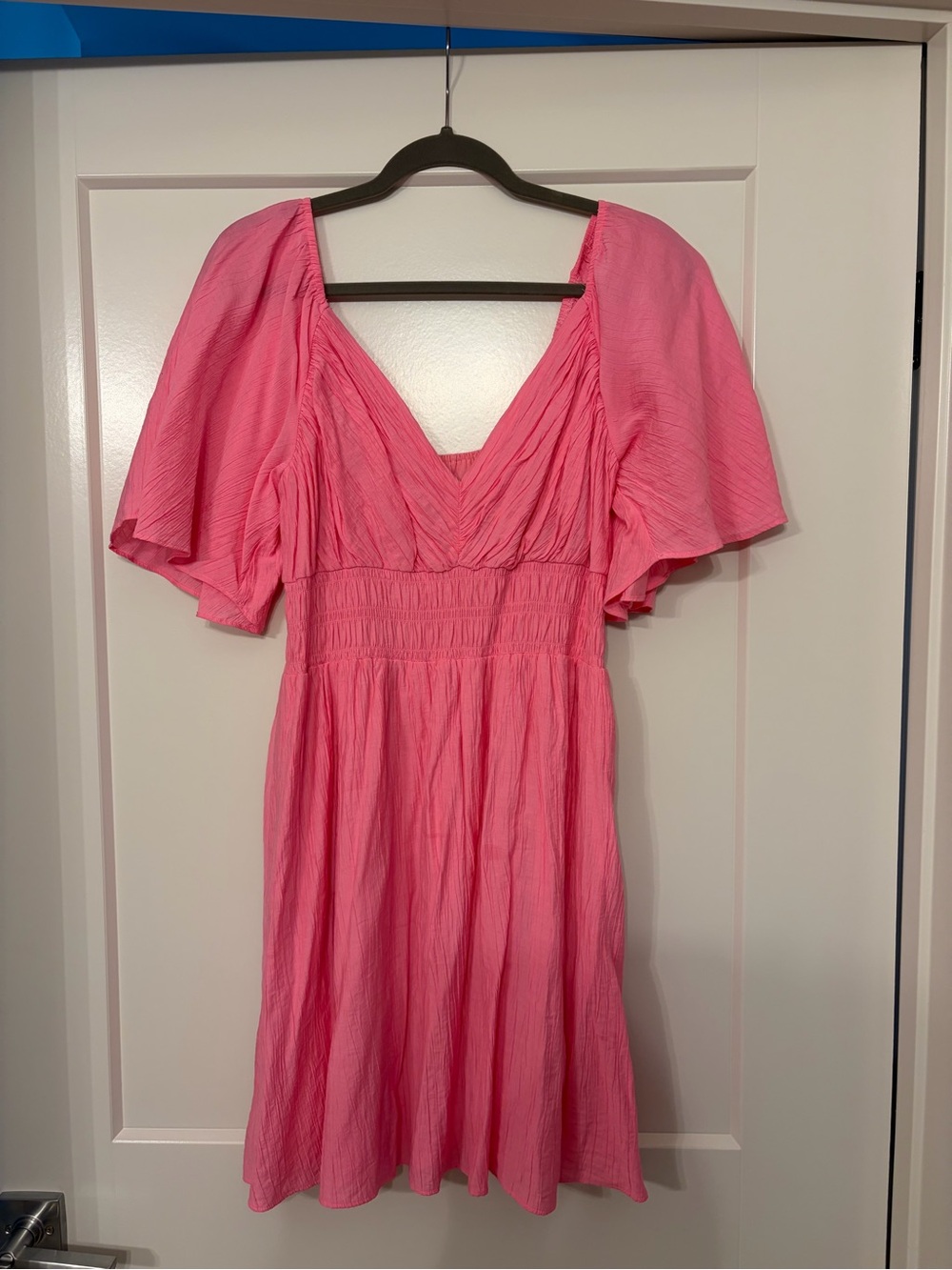Abercrombie & Fitch Pink Flutter Sleeve Dress